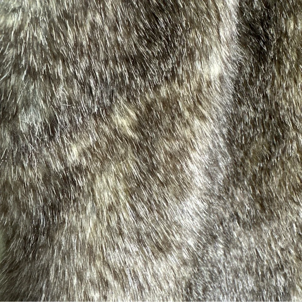 Michael Kors Faux Fur Vest Women’s X-Large Two Clasp Closure Brown Moto Mob Wife